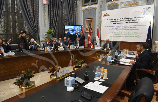 Fwd أجتماع الجمعية البرلمانية من أجل المتوسط برئاسة الدكتور على عبد العال رئيس مجلس النواب تصوير خالد مشعل‎ (3)