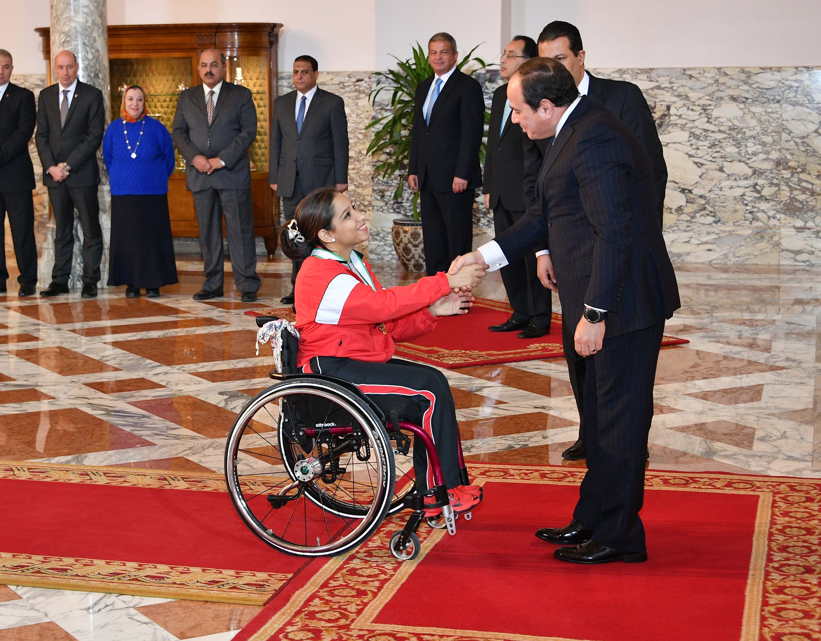السيسى يمنح أوسمة الجمهورية للأبطال الرياضيين  (6)