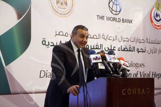 وزير الصحة مصر الأولى فى القضاء على فيروس سى.. وفحصنا 5 ملايين مواطن (6)