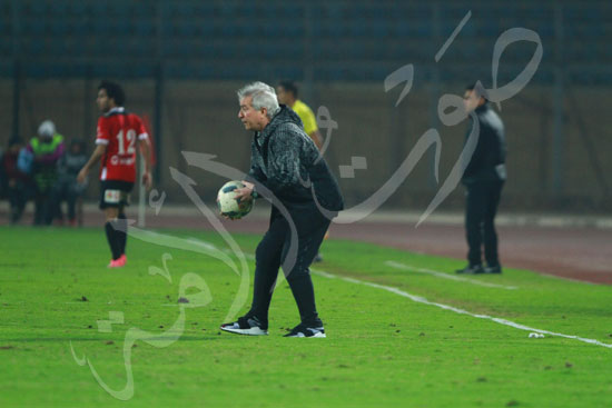 االاهلى والطلائع (1)