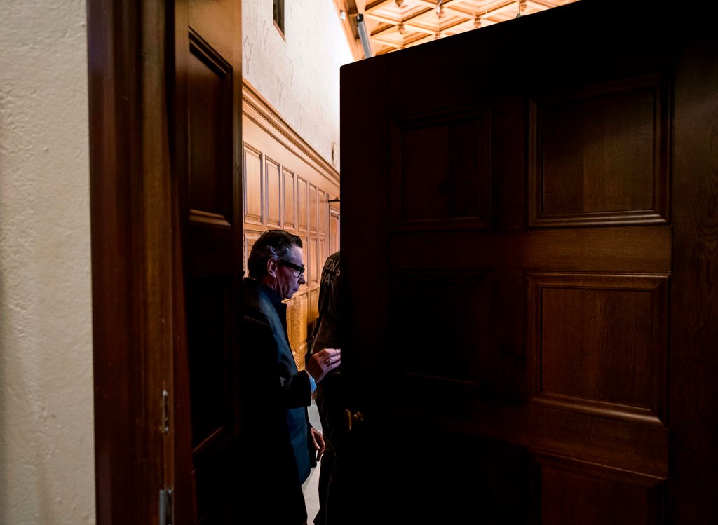جين كلاودي أحد أعضاء جائزة نوبل المتهم بالاغتصاب في استوكهولم