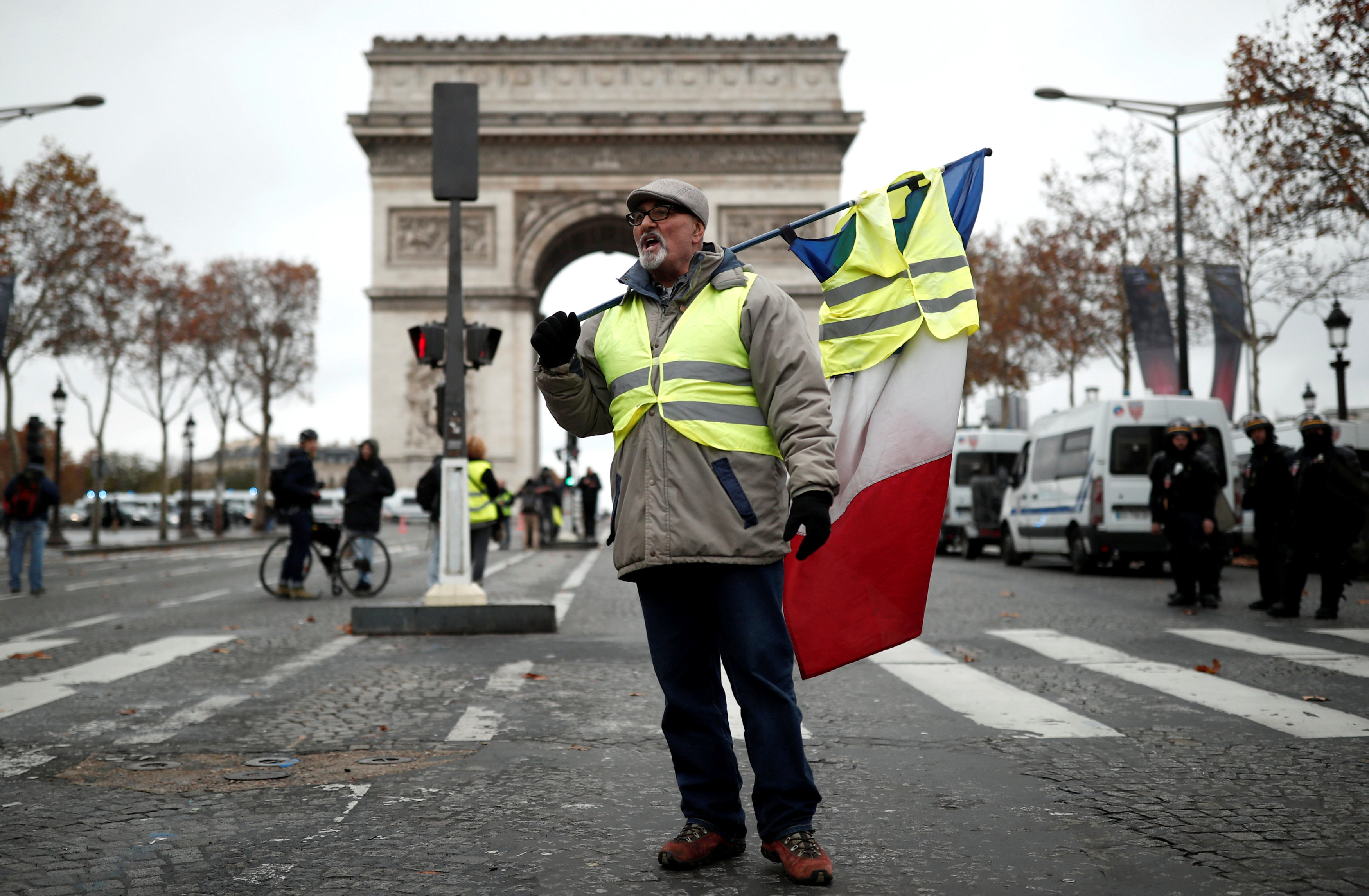 مظاهرات فرنسا (4)