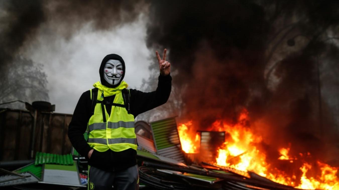 احتجاجات السترات الصفراء فى فرنسا