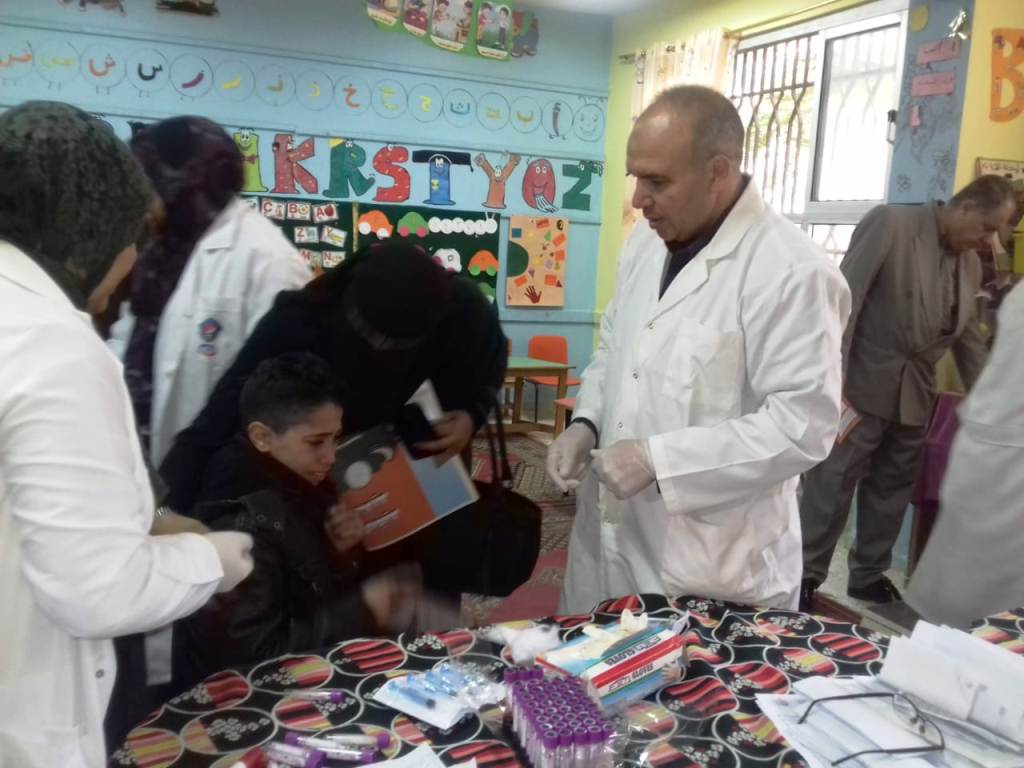 مسح طبي لتلاميذ المرحلة الابتدائية بشمال سيناء (1)