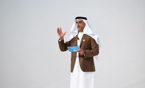 سيف بن زايد اثناء الجلسة سيف بن زايد اثناء الجلسة