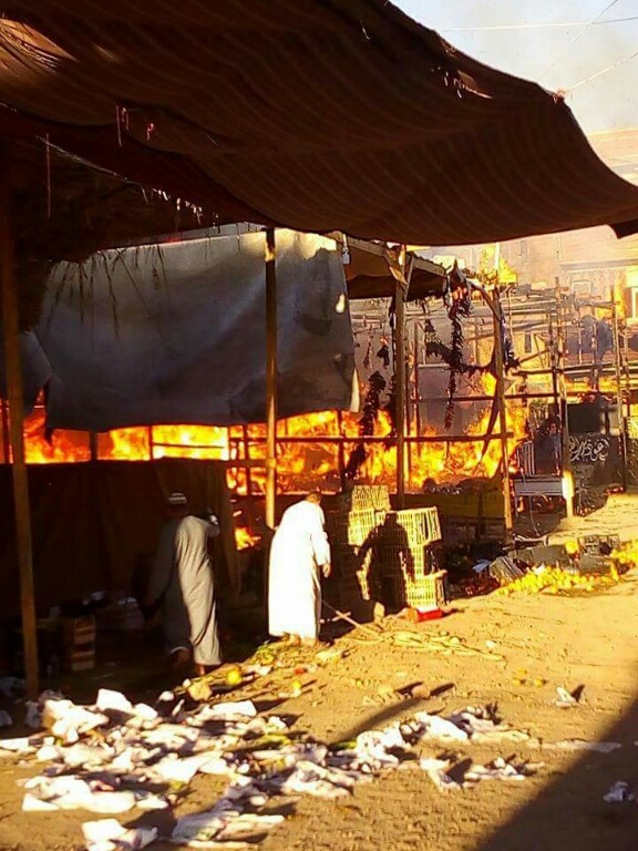 اندلاع حريق بسوق خضروات بمركز أدفو (4)