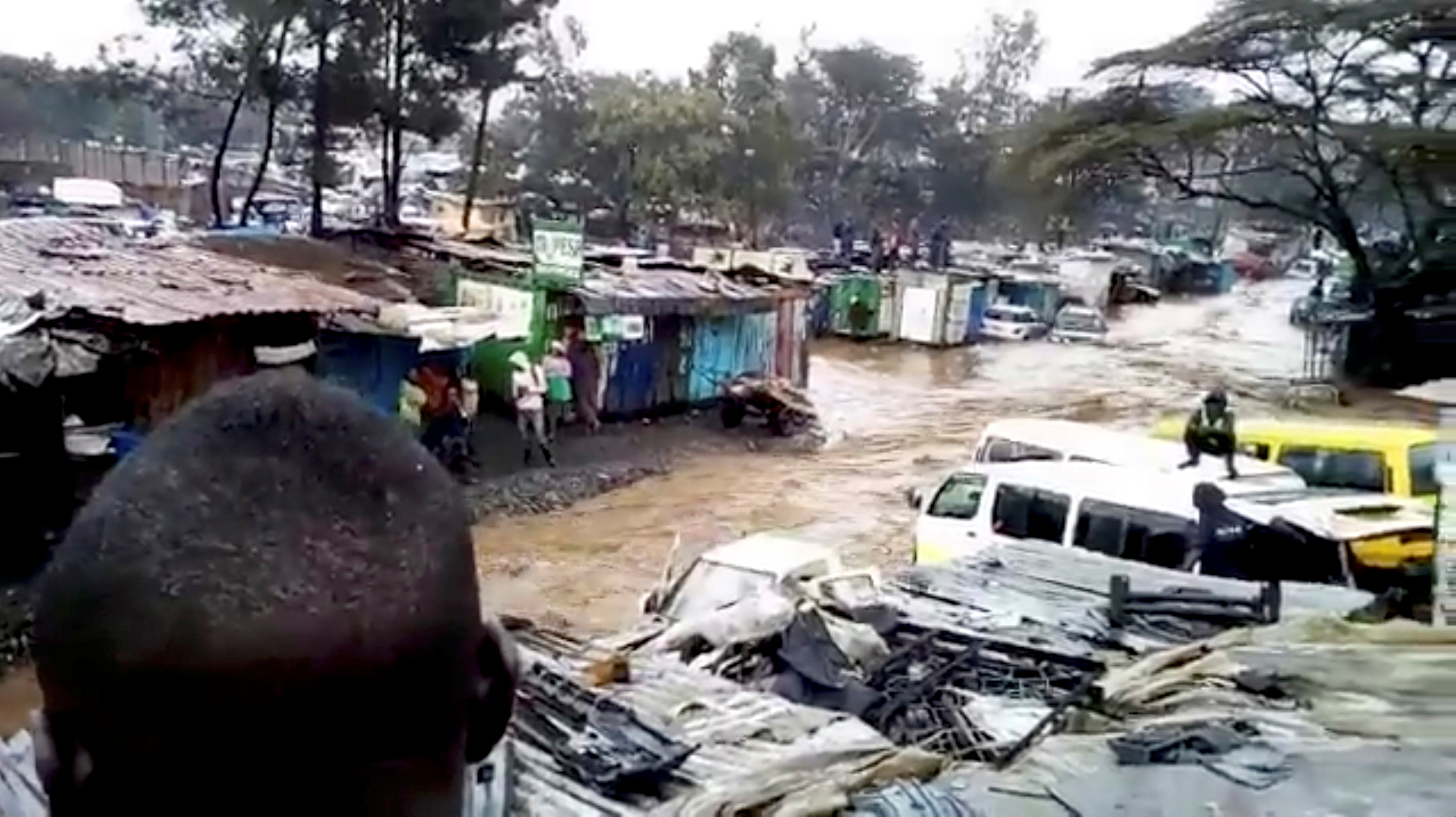 الفيضانات تجتاح كينيا