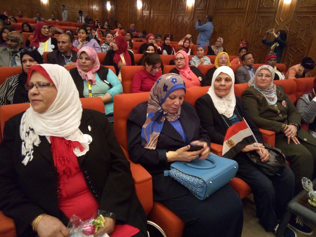 مؤتمر امانة المراة بحملة كلنا معاك من اجل مصر لتتايد الرئيس بالاسماعيلية (1)