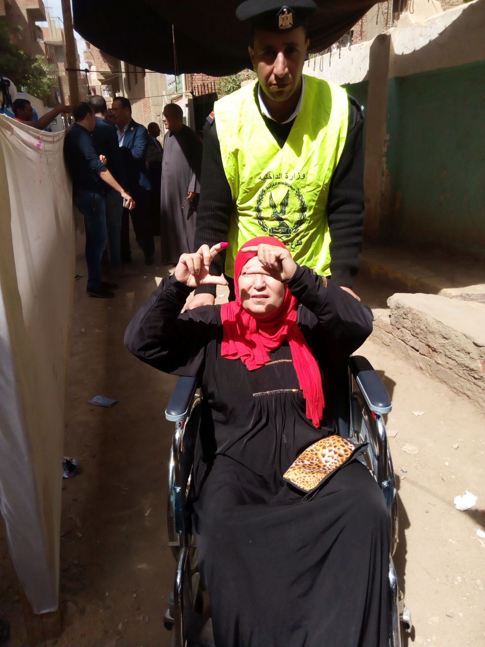 حضور لافت لكبار السن وذوي الاحتياجات الخاصة بشمال سيناء (4)