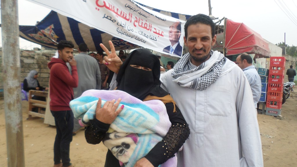 اقبال الناخبين على لجان قريتى النصر وابوخليفة بالاسماعيلية (15)