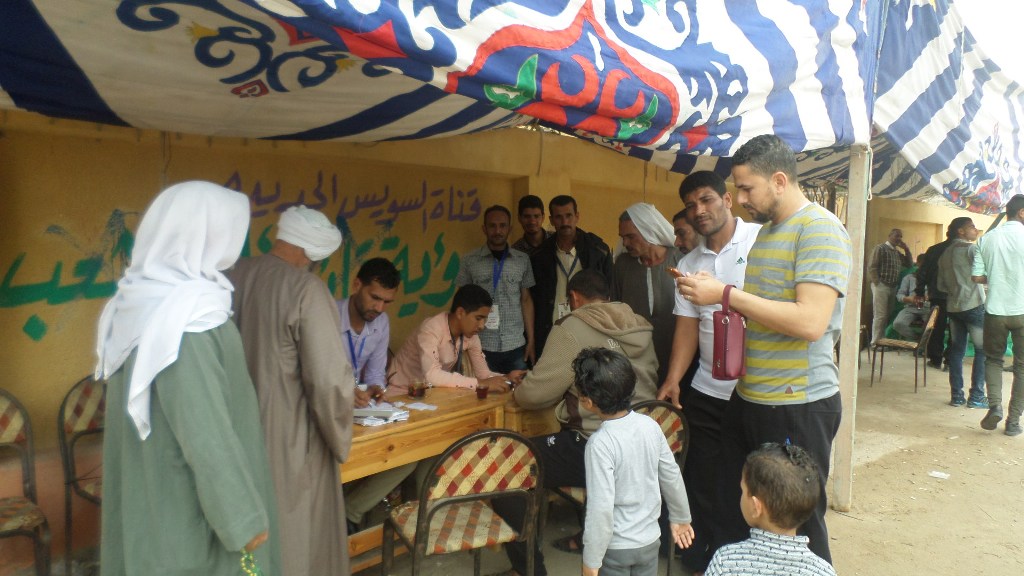 اقبال الناخبين على لجان قريتى النصر وابوخليفة بالاسماعيلية (7)