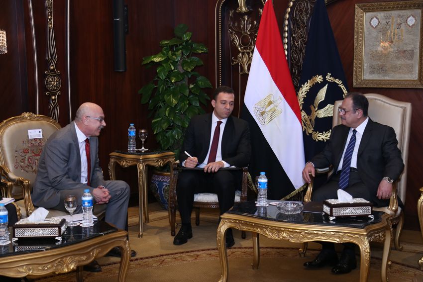 مسؤل منظمة الأمم المتحدة لمكافحة الارهاب في لقاءه بوزير الداخلية.. نقدر دور الدولة المصرية فى الحفاظ على الإستقرار فى منطقة الشرق الأوسط (2)