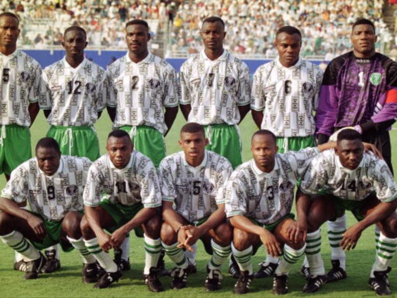 120176-الجيل-الذهبي-لمنتخب-نيجيريا-1994