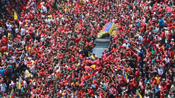 hugo-chavez_funeral_procession_casket_600