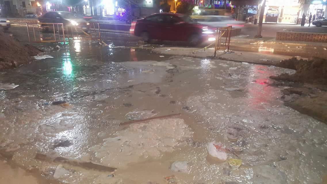 انفجار خط المياه المغذى لمدينة المحلة (3)