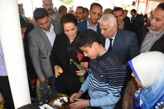 المهندسة نادية عبده محافظ البحيرة  (3)