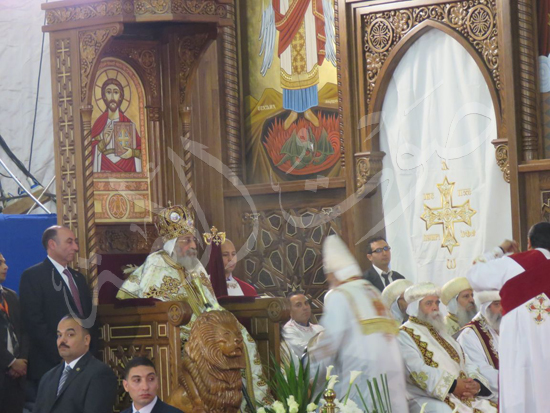 البابا تواضروس في قداس عيد القيامة المجيد (1)