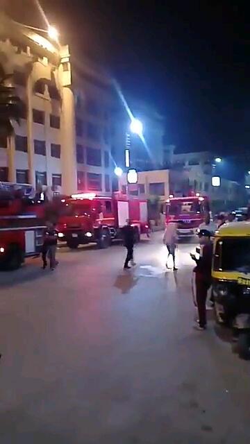حريق مستشفي جامعة الزقازيق (4)