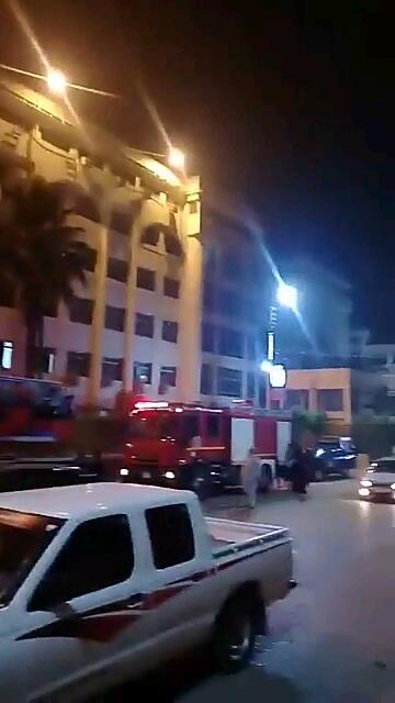 حريق مستشفى جامعة الزقازيق (2)