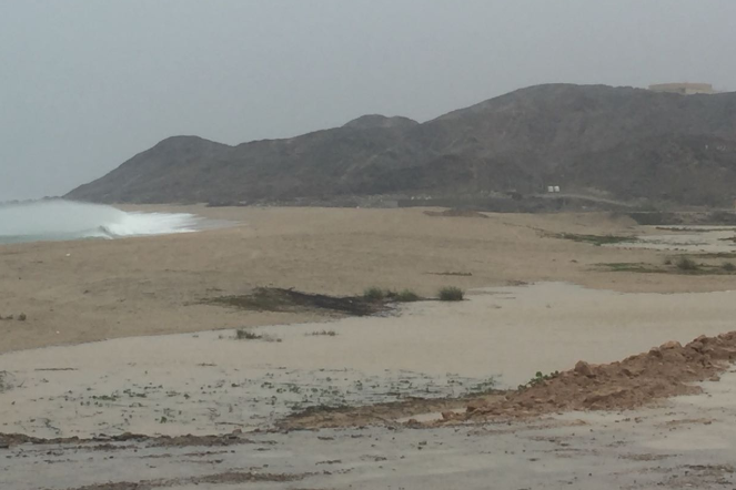 349629-الإعصار-علي-سواحل-عمان