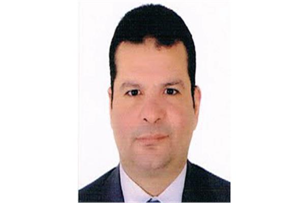 الدكتور إيهاب محمد حسن أبو عيش
