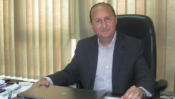 عمرو عادل بيومى وزير التجارة والصناعة