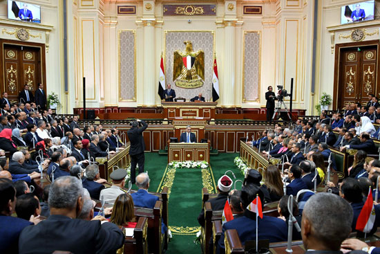 86772-خطاب-الرئيس-السيسى-أمام-البرلمان-(19)