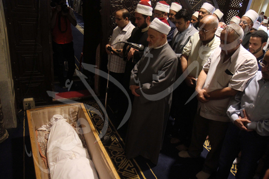 جانب من الجنازة (5)