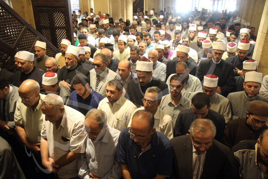 جانب من الجنازة (3)