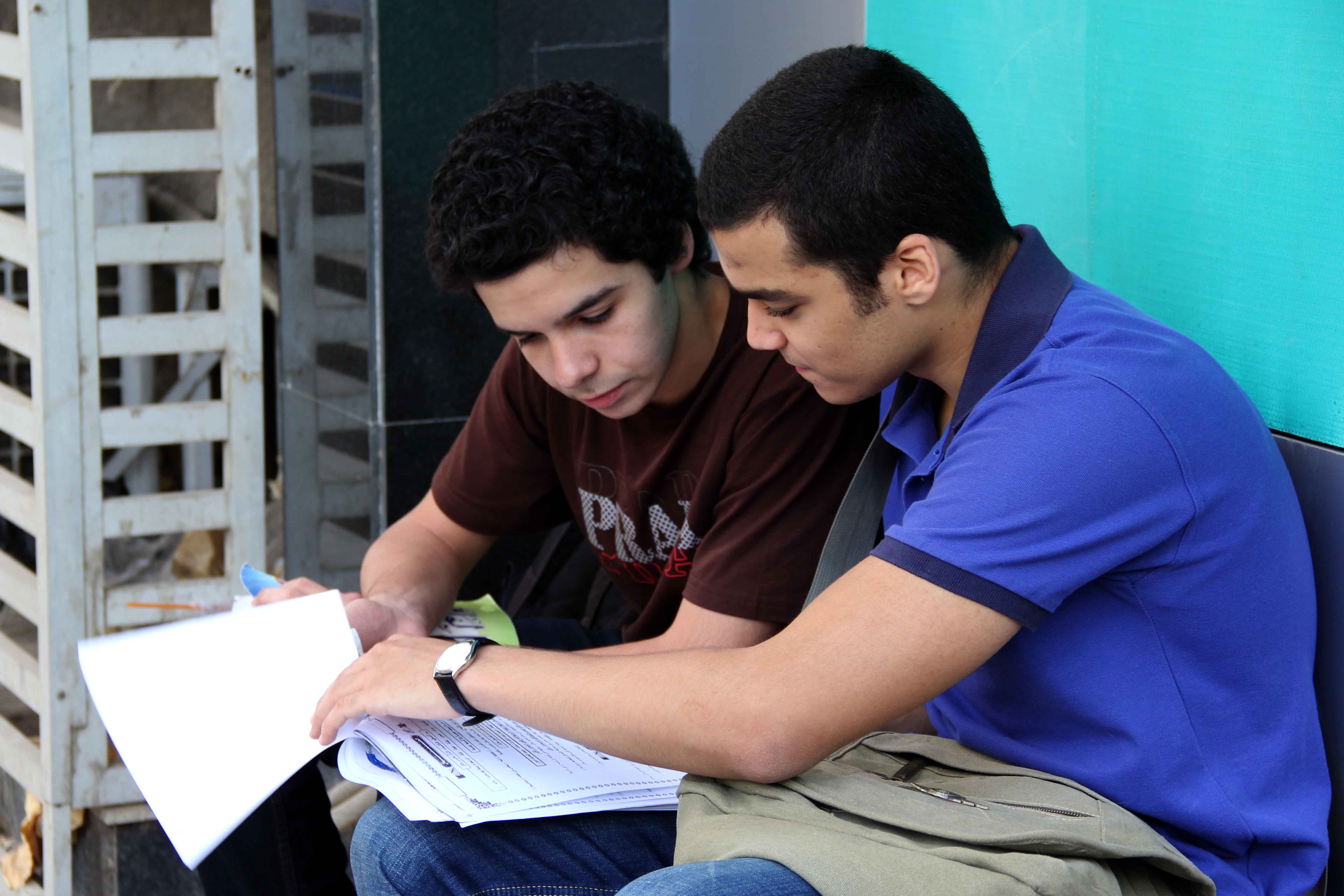 بدء امتحانات الثانويه العامه 8-6-2013 تصوير حسن محمد‎ (5)