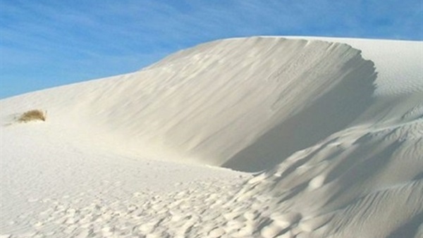 الرمال البيضاء