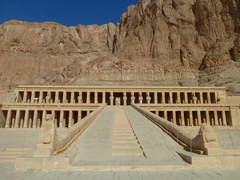 صورة من معبد حتشبسوت