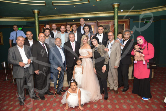 حفل زفاف الإعلامى توفيق عكاشة على المذيعة حياة الدرديرى بحضور الأهل والأقارب (8)