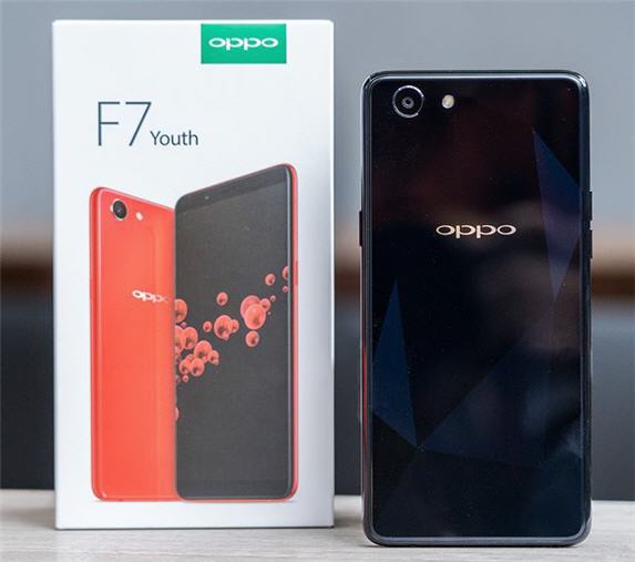 oppo-f7-youth-box