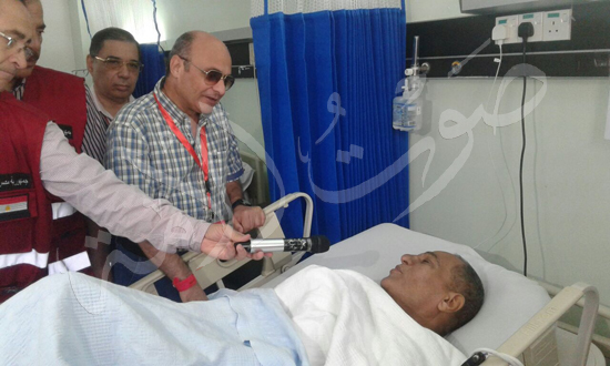 زيارة المستشار عمر مروان رئيس البعثة الرسمية للحجاج المرضى فى المستشفيات السعودية (1)