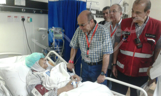زيارة المستشار عمر مروان رئيس البعثة الرسمية للحجاج المرضى فى المستشفيات السعودية (4)