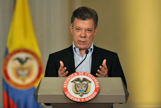 رئيس كولومبيا خوان سانتوس copy