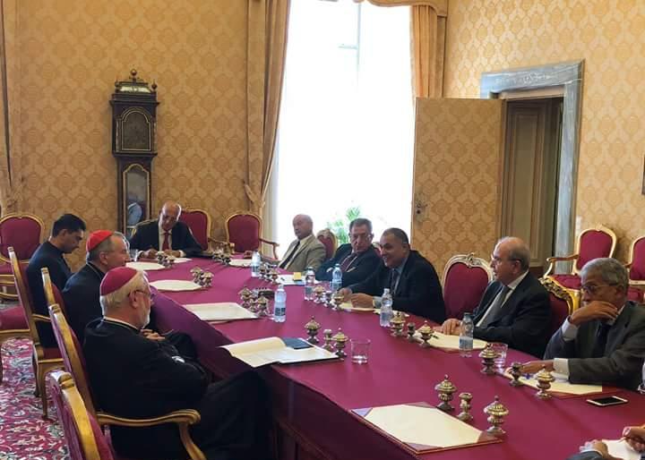 لقاء بابا الفاتيكان بقيادات مجلس العلاقات العربية والدولية(9)