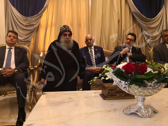 وفد البرلمان يزور الكنيسة المصرية بالكويت (3)