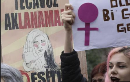 مطالبات بوقف العنف ضد المرأة في تركيا