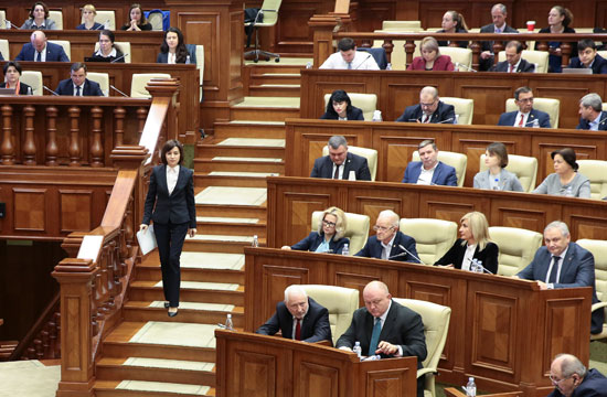 جلسة البرلمان للموافقة على رئيس وزراء مولدوفا الجديد