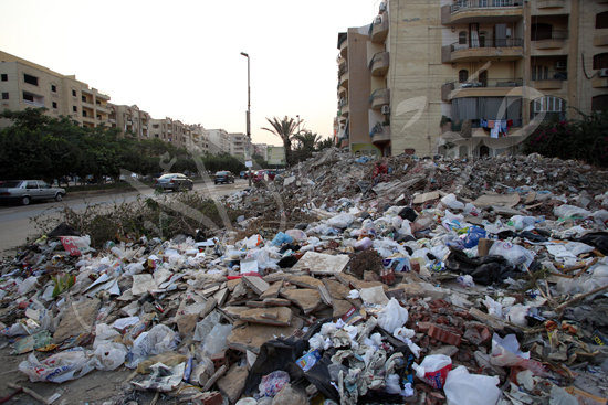 تحقيق عن المخالفات في حدائق الاهرام تصوير حازم عبد الصمد 18-11-2014 (35)