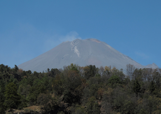 ثوران بركان بوبوكاتبتبيل (1)