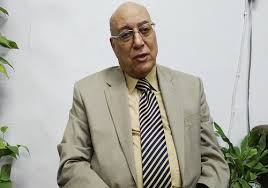 الدكتور محمد عبد المجيد رئيس لجنة المبيدات