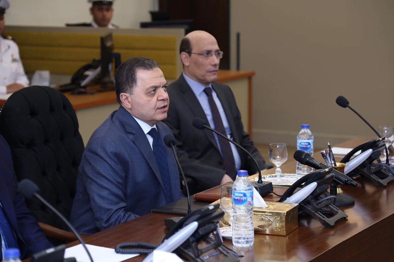 وزير الداخلية يتابع إجراءات تأمين سير الإستفتاء على التعديلات الدستورية (2)