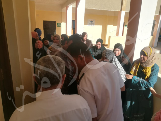 سيدات الصف (3)