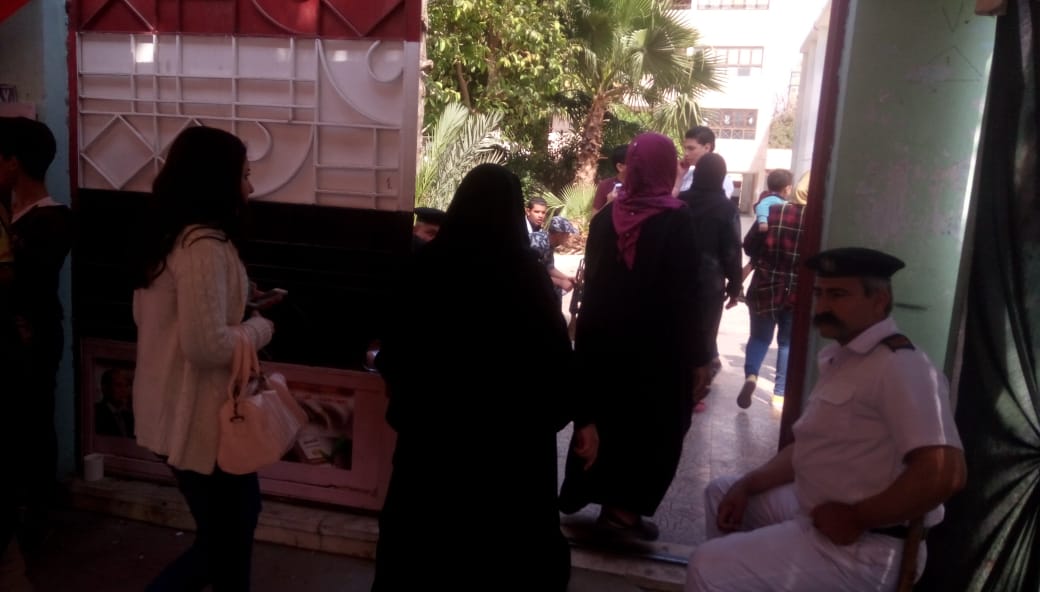 سيدات المنيل في الاستفتاء علي الدستور (4)