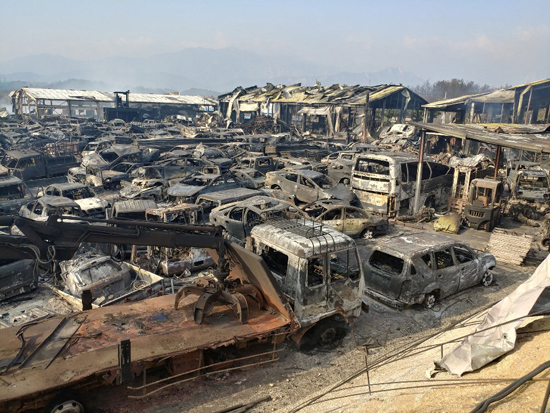 حريق هائل فى شمال كوريا الجنوبية (9)
