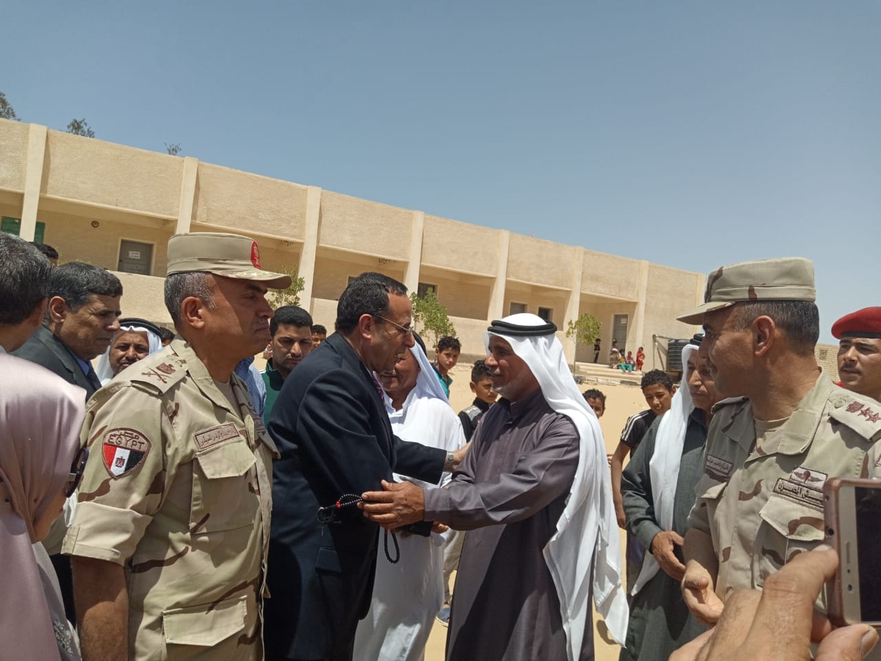 محافظ شمال سيناء يفتتح توسعات مدرسة  الشهيد رائد عمرو فريد بقرية الكرامة (15)