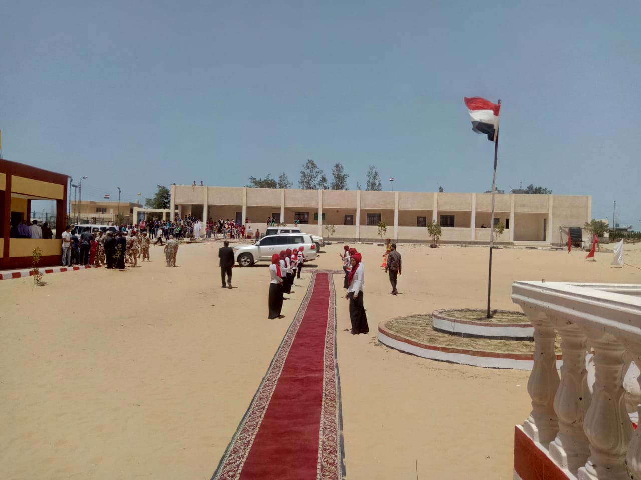 محافظ شمال سيناء يفتتح توسعات مدرسة  الشهيد رائد عمرو فريد بقرية الكرامة (16)